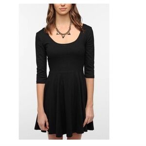 Urban Outfitters Sparkle & Fade Black 3/4 Sleeve Knit Skater Dress, size Large